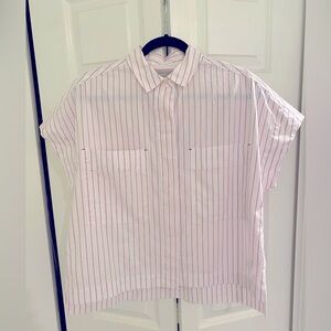 Everlane short sleeve box shirt, red stripe, NWT
